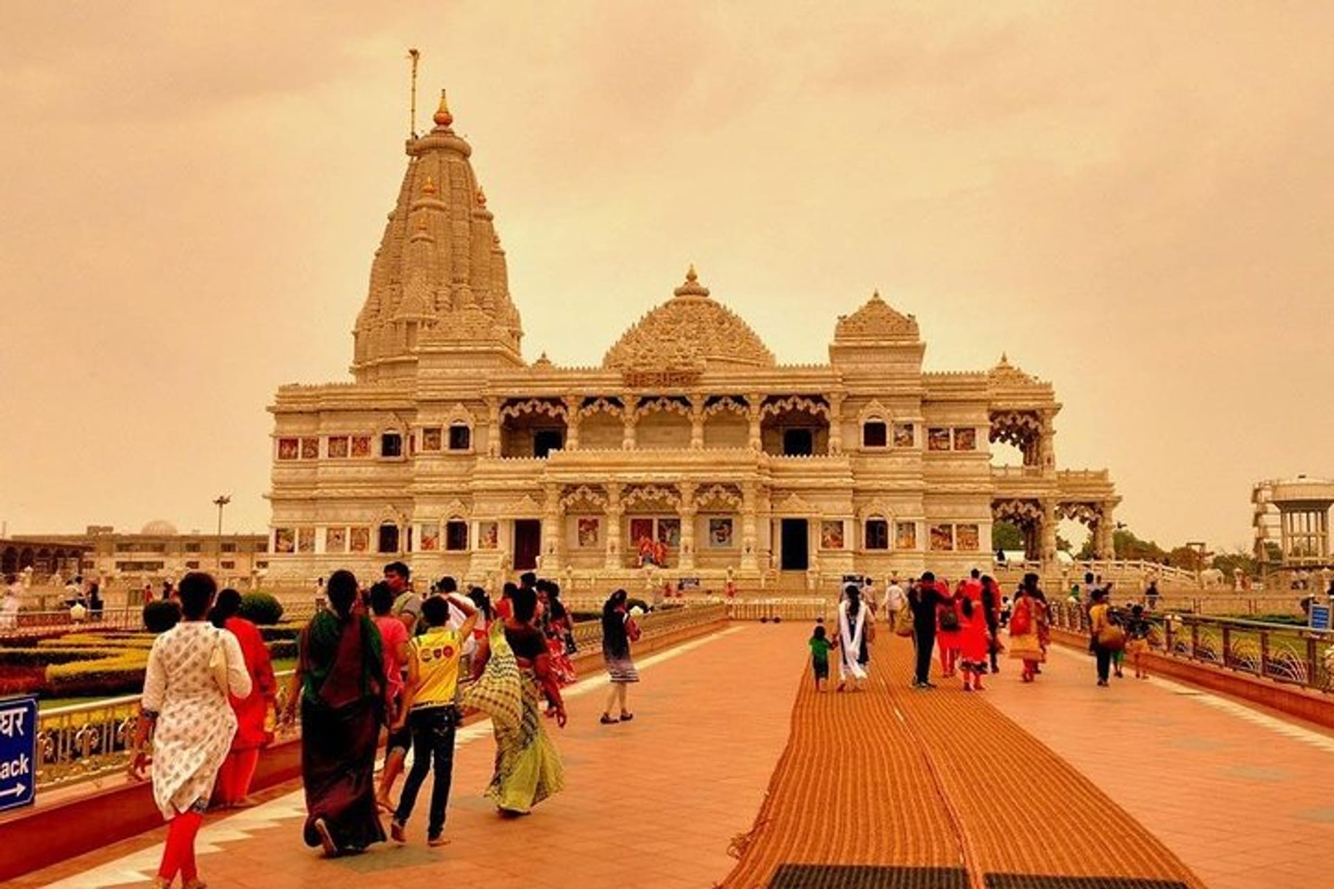 Mathura Vrindavan Taxi Service